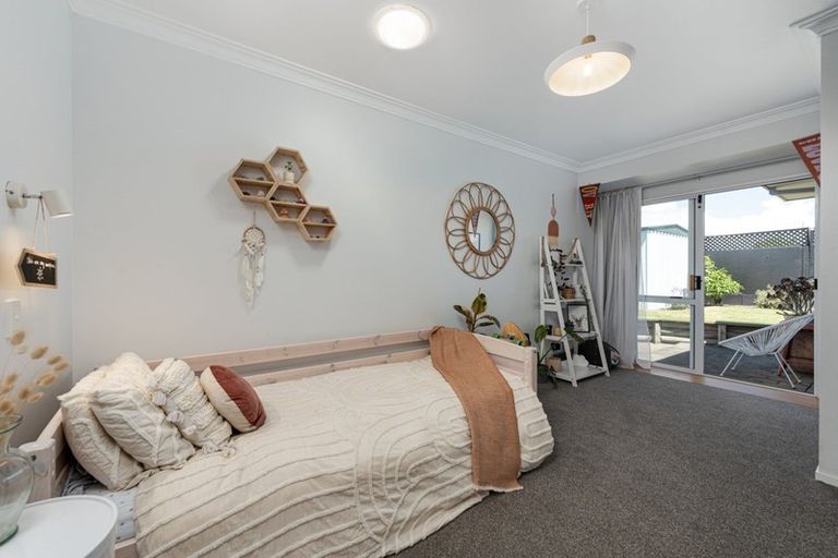 Photo of property in 12 Berwick Place, Mount Maunganui, 3116