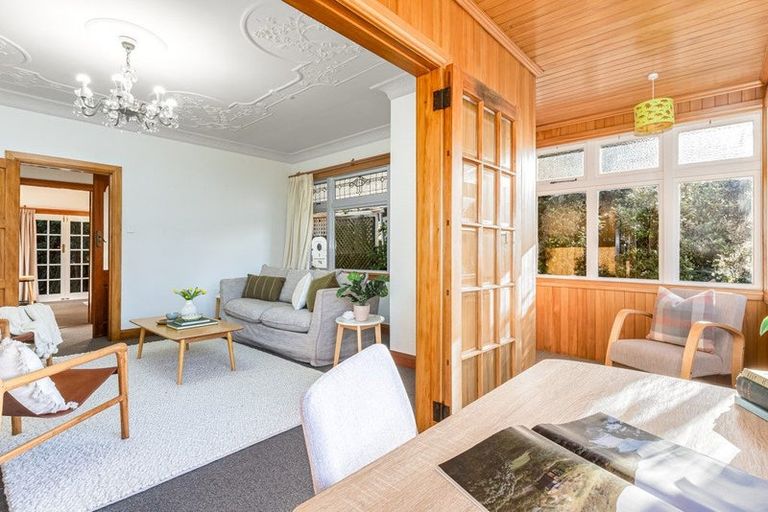 Photo of property in 196 Evans Bay Parade, Roseneath, Wellington, 6021