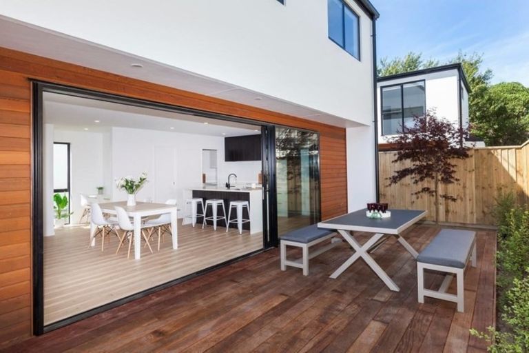 Photo of property in 4/196 Peterborough Street, Christchurch Central, Christchurch, 8013