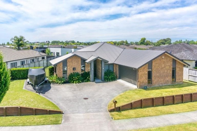 Photo of property in 115 Saint James Drive, Huntington, Hamilton, 3210