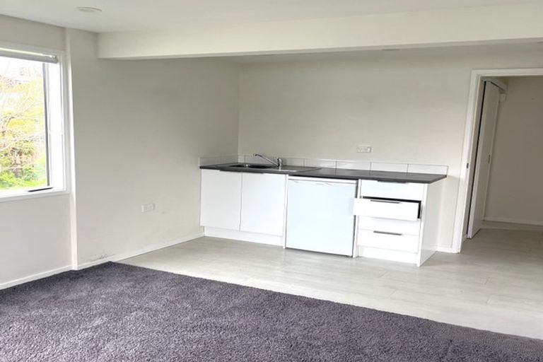 Photo of property in 52 Seaview Road, Paremata, Porirua, 5024