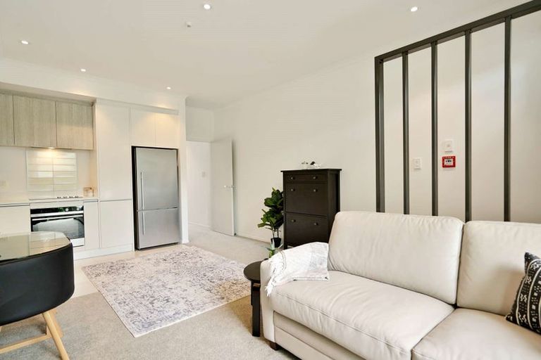 Photo of property in 98 Squadron Drive, Hobsonville, Auckland, 0618