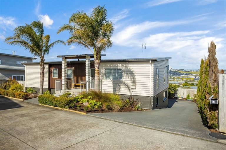 Photo of property in 66 Maire Road, Orewa, 0931