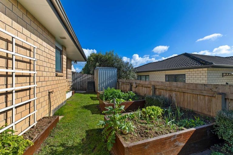 Photo of property in 49g Martyn Street, Waiuku, 2123