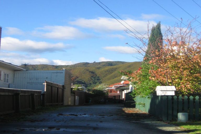 Photo of property in 1/25 Vincent Street, Waterloo, Lower Hutt, 5011