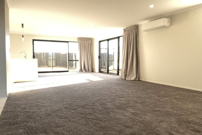 Photo of property in 4 Letitia Street, Burwood, Christchurch, 8083