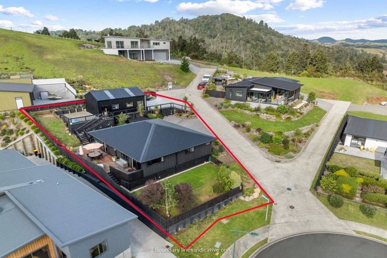 Photo of property in 5 Manatu Close, Whangamata, 3691
