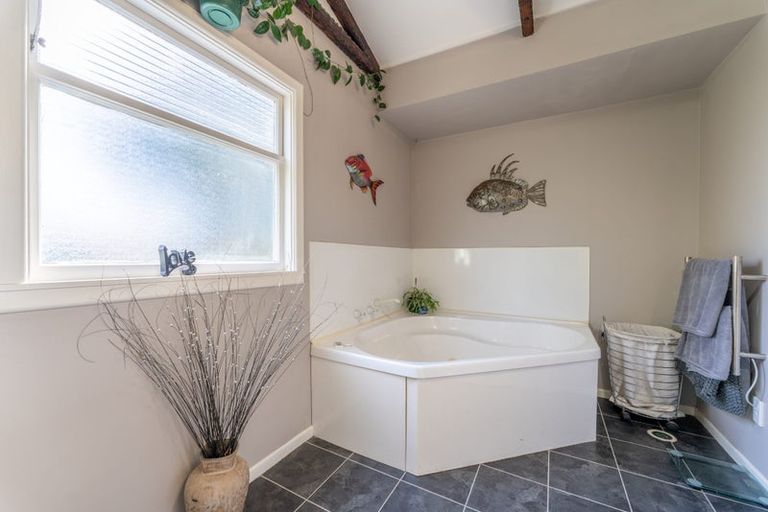 Photo of property in 10 Hakataramea Valley Road, Hakataramea, Kurow, 9498