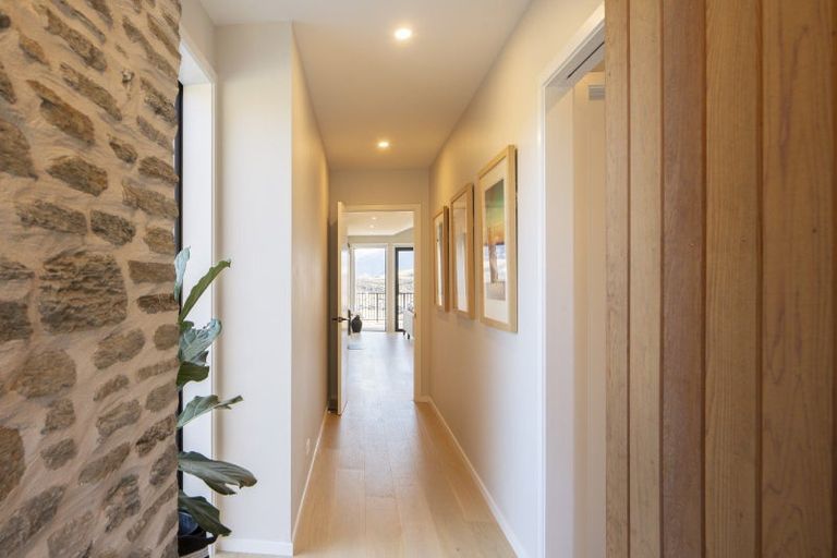 Photo of property in 11a Double Cone Road, Jacks Point, Queenstown, 9371