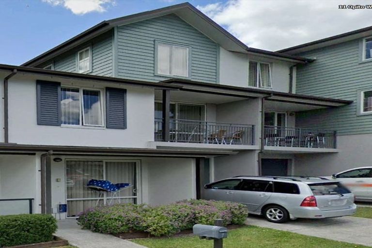Photo of property in 5 Opito Way, East Tamaki, Auckland, 2013