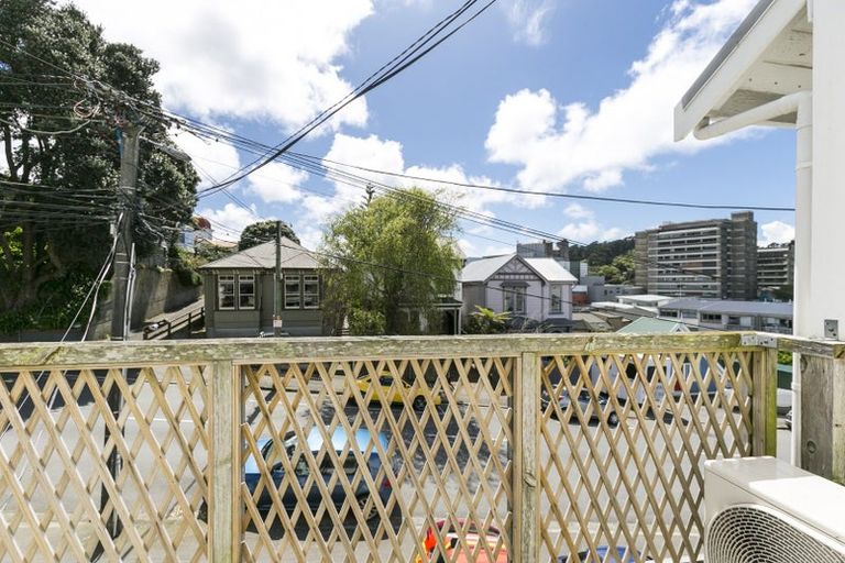 Photo of property in 2/17 Hall Street, Newtown, Wellington, 6021