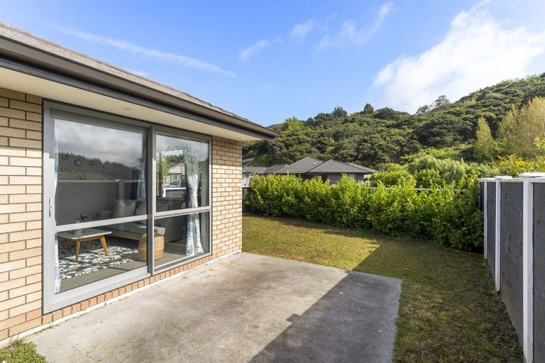 Photo of property in 3 Mooring Close, Whitby, Porirua, 5024