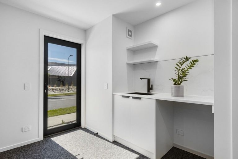 Photo of property in 82 Muster Road, Jacks Point, 9371