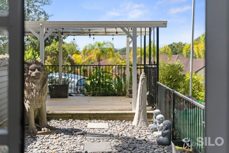 Photo of property in 1a Astrolabe Place, Gulf Harbour, Whangaparaoa, 0930