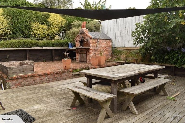 Photo of property in 84 Bell Street, Tawa, Wellington, 5028