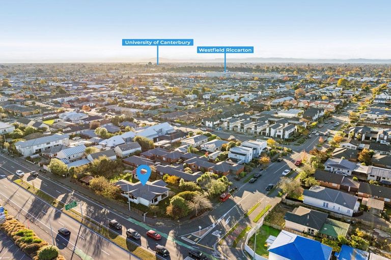 Photo of property in 15 Picton Avenue, Riccarton, Christchurch, 8011