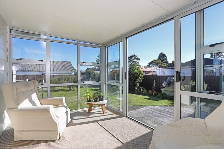 Photo of property in 3 Ruawai Road, Feilding, 4702