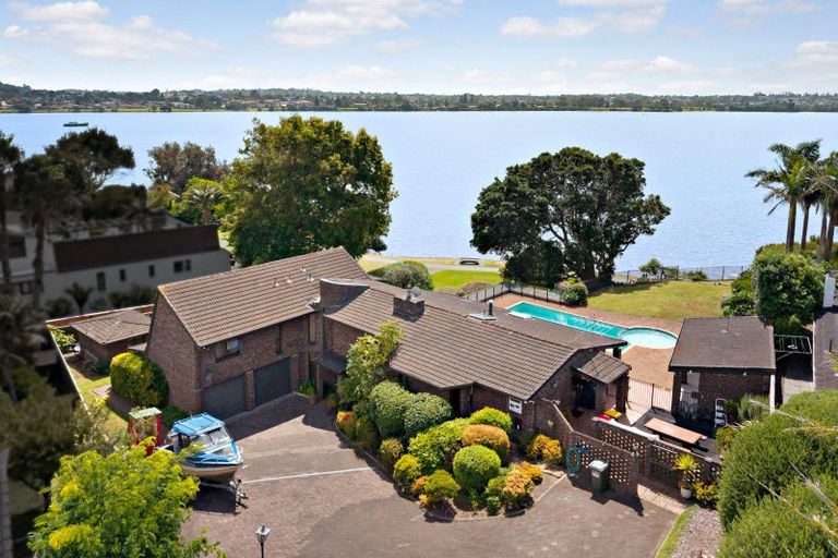 Photo of property in 19 Sanctuary Point, Sunnyhills, Auckland, 2010