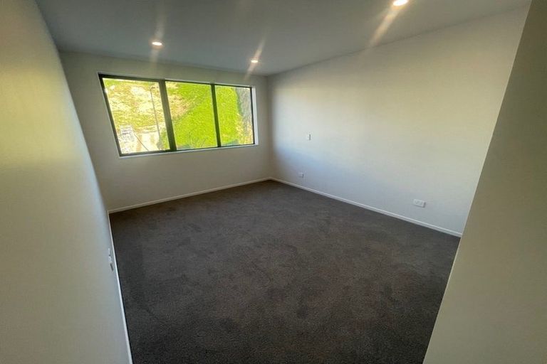 Photo of property in 34 Holystone Road, Whitby, Porirua, 5024