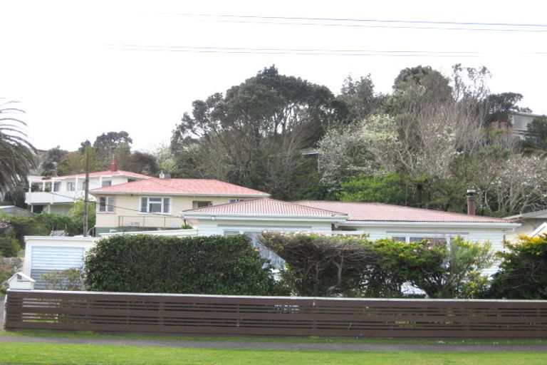 Photo of property in 205 Ngamotu Road, Spotswood, New Plymouth, 4310