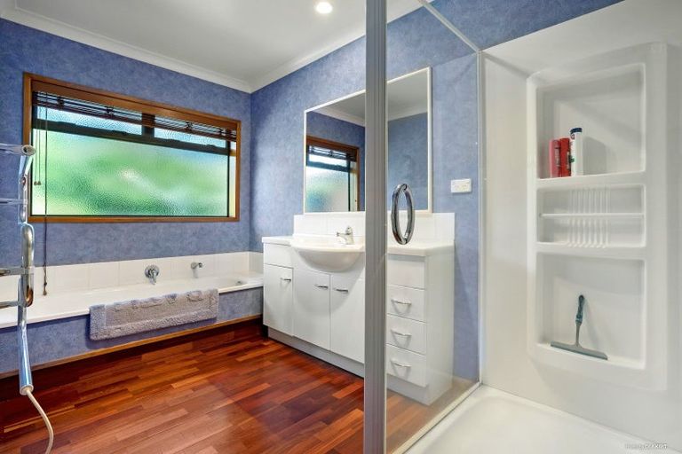 Photo of property in 24 Reynolds Drive, Glenview, Hamilton, 3206