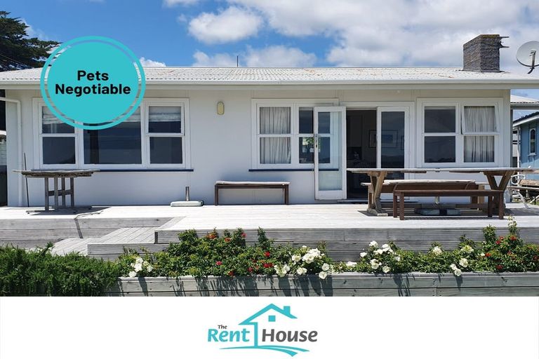 Photo of property in 13 Kawakawa Bay Coast Road, Kawakawa Bay, Papakura, 2585