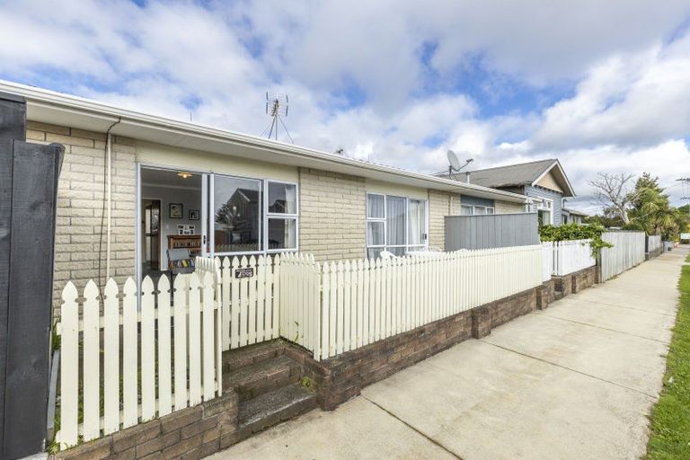 Photo of property in 2/220 Coronation Avenue, Welbourn, New Plymouth, 4310