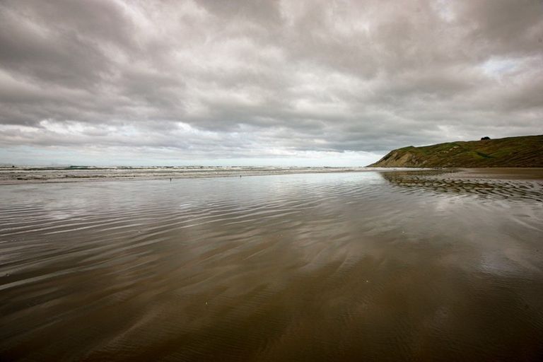 Photo of property in 8 Te Paerahi Road, Porangahau, 4293