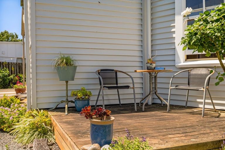 Photo of property in 22 Penfold Square, Leithfield, 7481