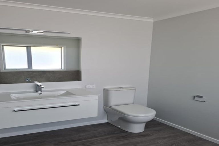 Photo of property in 658c Pioneer Highway, Highbury, Palmerston North, 4412