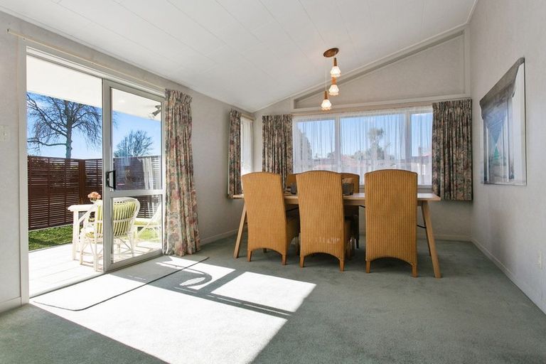 Photo of property in 110 Grey Street, Cambridge, 3434