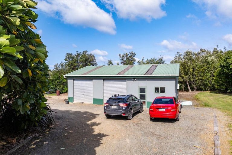Photo of property in 585 Cove Road, Waipu, 0582