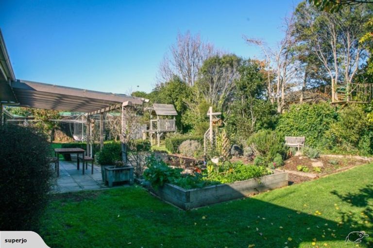 Photo of property in 10 Wedgewood Grove, Raumati Beach, Paraparaumu, 5032