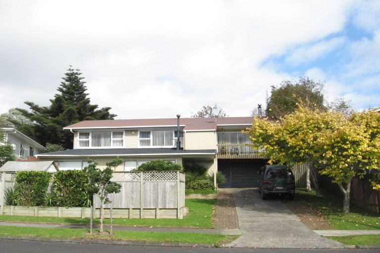 Photo of property in 23 Nevada Avenue, Pakuranga Heights, Auckland, 2010