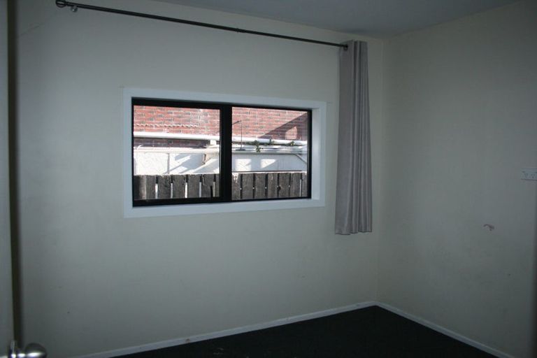 Photo of property in 24b Walsh Road, Westown, New Plymouth, 4310