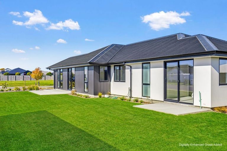 Photo of property in 31 Whitehall Drive, Springlands, 7201