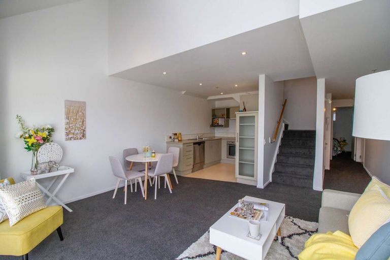 Photo of property in Coromandel Heights, 3/111 Coromandel Street, Newtown, Wellington, 6021