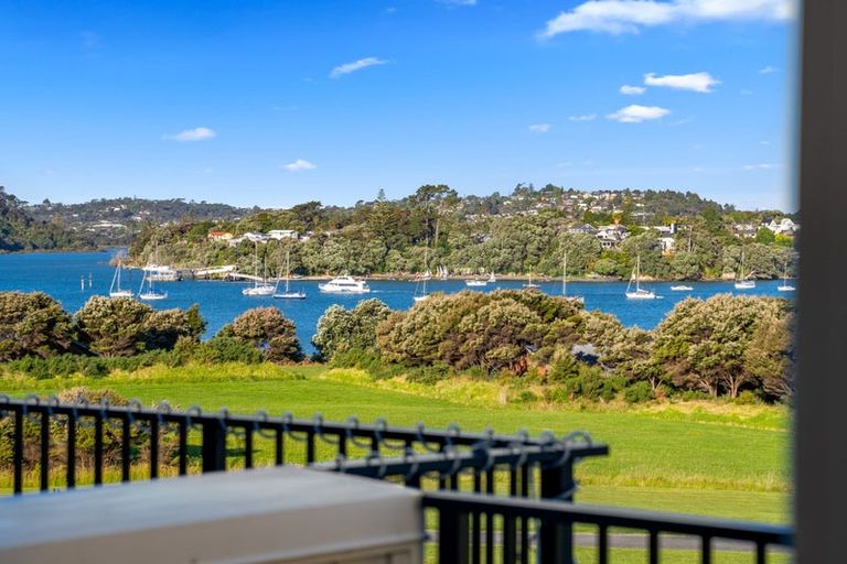 Photo of property in 22 Catalina Drive, Hobsonville, Auckland, 0616
