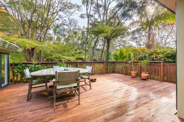 Photo of property in 31a Konini Road, Titirangi, Auckland, 0604