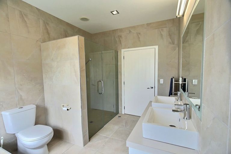 Photo of property in 115 Kent Terrace, Taradale, Napier, 4112