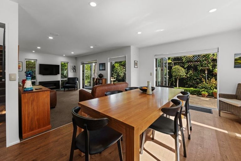 Photo of property in 35b Holly Road, St Albans, Christchurch, 8014