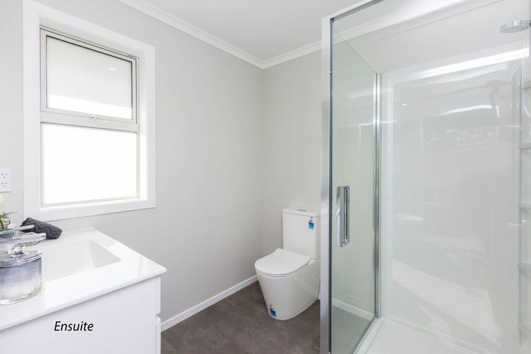 Photo of property in 22 Fenwick Crescent, Hillcrest, Hamilton, 3216