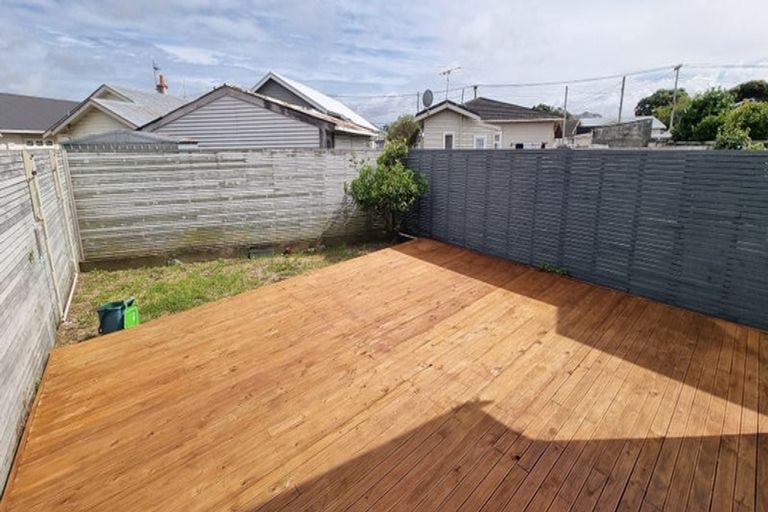 Photo of property in 15a Torridon Road, Miramar, Wellington, 6022