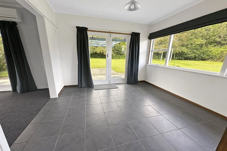 Photo of property in 5 Spedding Road, Whenuapai, Auckland, 0618
