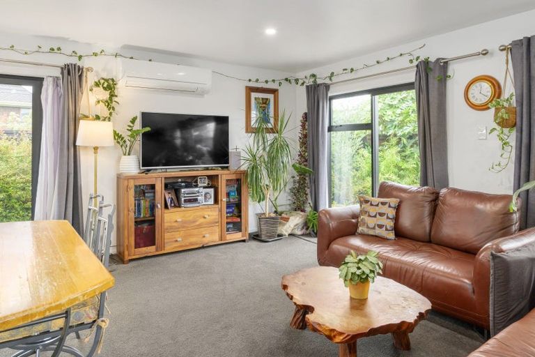 Photo of property in 11 Leonard Place, Dinsdale, Hamilton, 3204