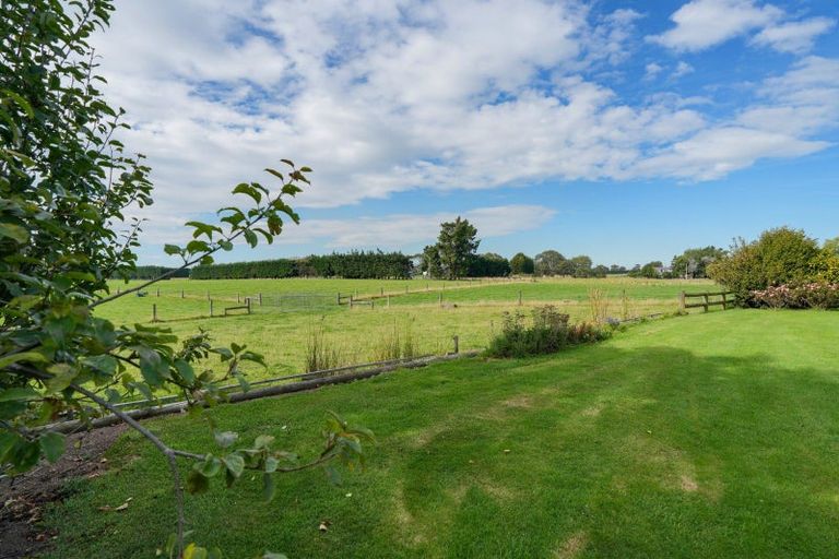 Photo of property in 239 Pomona East, Makarewa, Invercargill, 9876