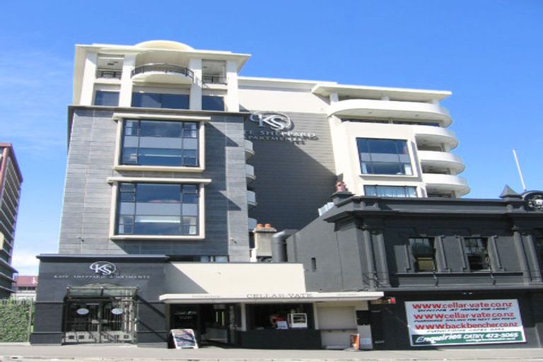 Photo of property in Kate Sheppard Apartments, 4a/42 Molesworth Street, Thorndon, Wellington, 6011