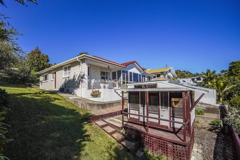 Photo of property in 18 Paremata Street, Atawhai, Nelson, 7010