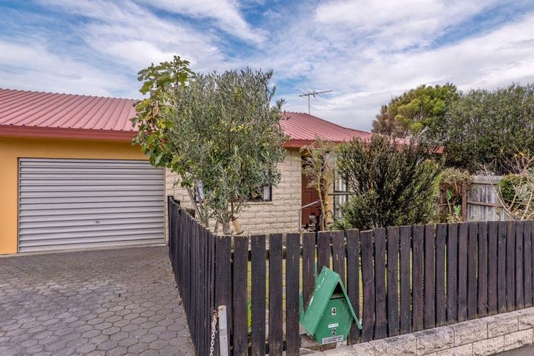 Photo of property in 2/4 Convoy Street, New Brighton, Christchurch, 8083