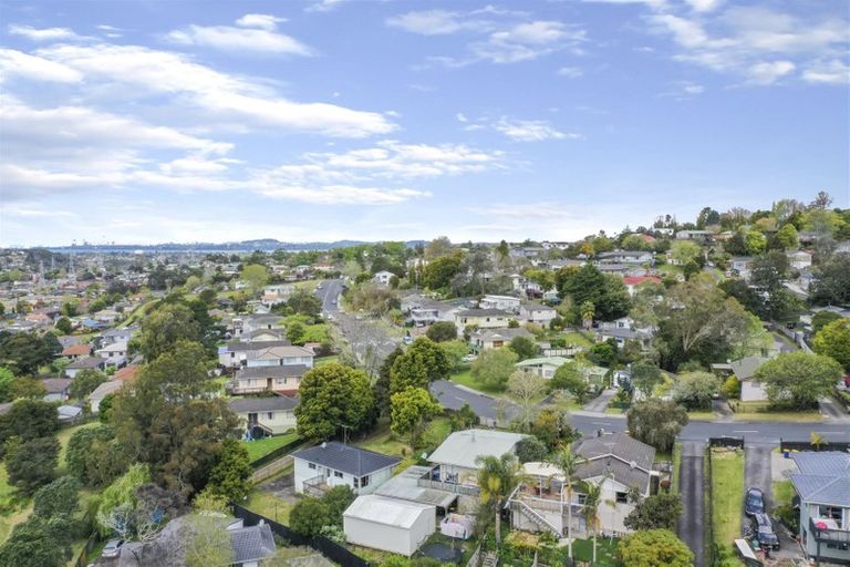 Photo of property in 41 Loughanure Place, Massey, Auckland, 0614